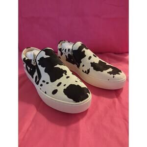 🖤 Very Volatile Normande Cow Print Sneakers – Size 8 – NIB 🖤